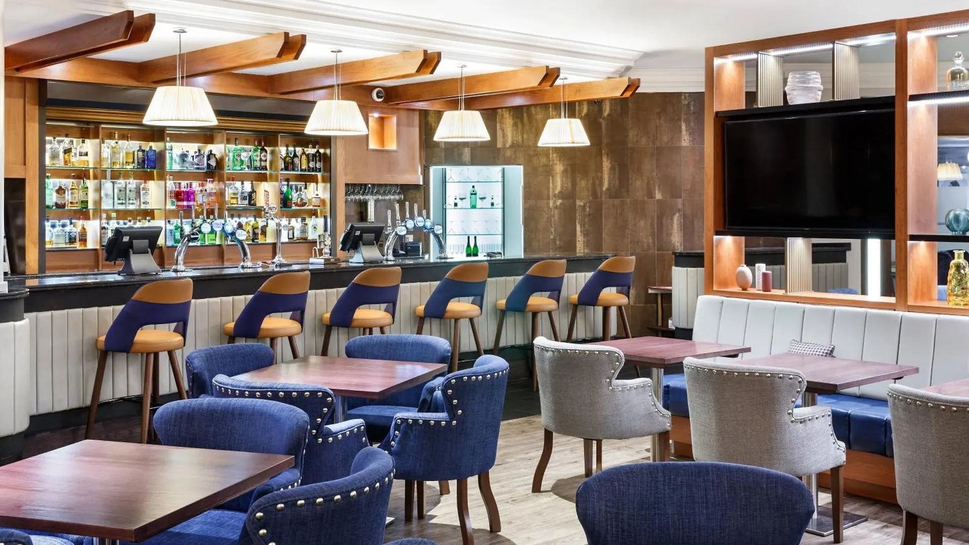 Delta Hotels By Marriott Cheltenham Chase